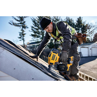 Пістолет цвяхозабивний акумуляторний безщітковий DeWALT DCN45RND2