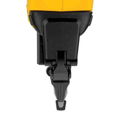 Аккумуляторный гвоздезабиватель DeWALT DCN680NT без АКБ