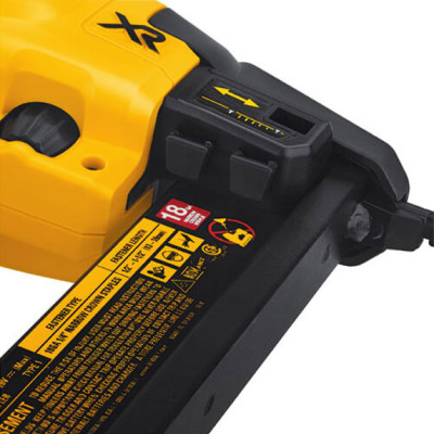 Акумуляторний степлер DeWALT DCN681N без АКБ