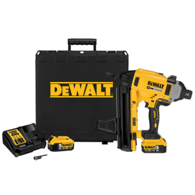 Акумуляторний цвяхозабивач DeWALT DCN890P2