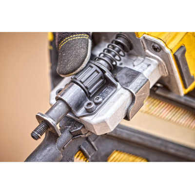 Гвоздезабиватель аккумуляторный DeWALT DCN930N без АКБ