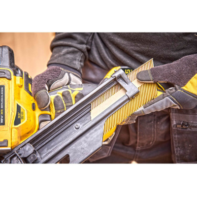 Гвоздезабиватель аккумуляторный DeWALT DCN930P2