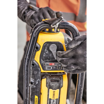 Вибратор-силовой модуль аккумуляторный глубинный DeWALT PowerShift DCPS320N без АКБ