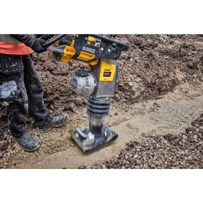 Вибротрамбовка аккумуляторная DeWALT PowerShift DCPS660N без АКБ