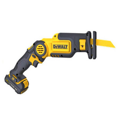 Аккумуляторная сабельная пила DeWALT DCS310D2