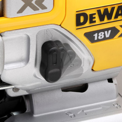 Лобзик акумуляторний DeWALT DCS334P2