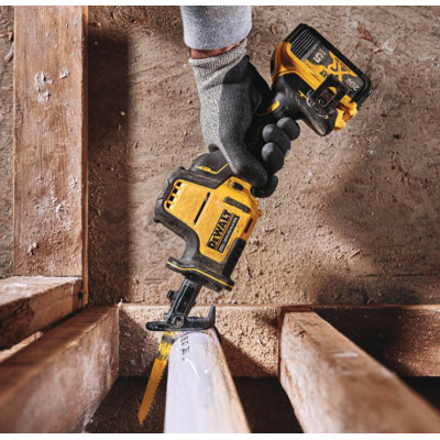 Сабельная пила аккумуляторная DeWALT DCS369NT без АКБ