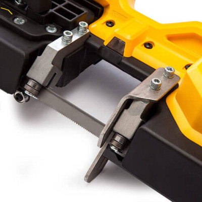 Аккумуляторная ленточная пила DeWALT DCS371N без АКБ