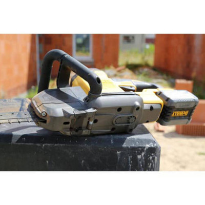 Аккумуляторная пила Аллигатор DeWALT XR FLEXVOLT DCS396N без АКБ