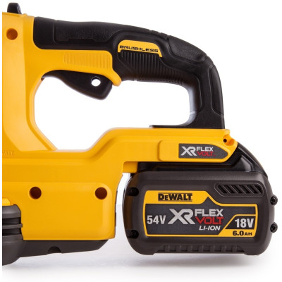 Пила Аллигатор аккумуляторная DeWALT DCS398T2