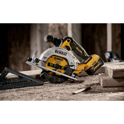 Дисковая пила аккумуляторная DeWALT DCS512N без АКБ