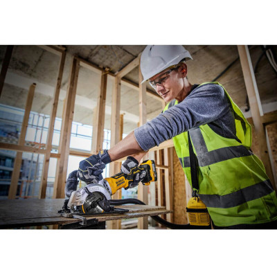 Дисковая пила аккумуляторная DeWALT DCS571E1T