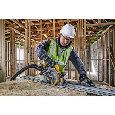 Дискова пила акумуляторна DeWALT DCS572N без АКБ