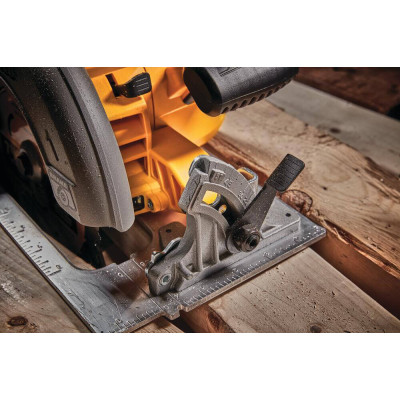 Дискова пила акумуляторна DeWALT DCS573T1