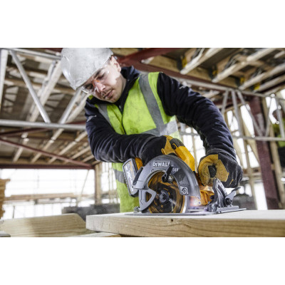 Дискова пила акумуляторна DeWALT DCS578T2