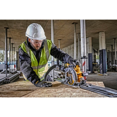 Дискова пила акумуляторна DeWALT DCS579X2