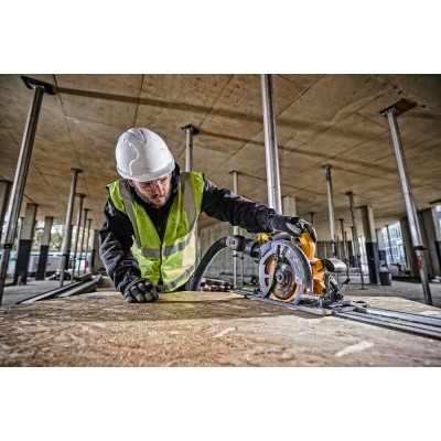Дискова пила акумуляторна DeWALT DCS579X2