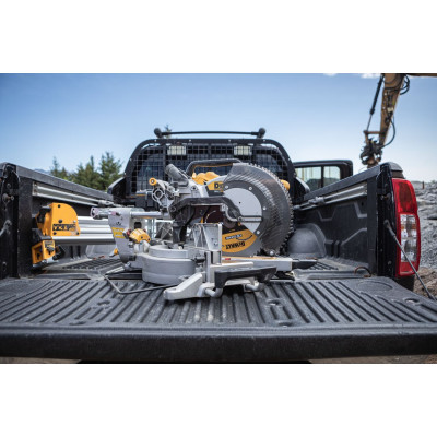 Торцювальна пила акумуляторна DeWALT DCS782N без АКБ