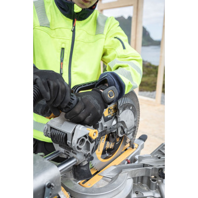 Торцювальна пила акумуляторна DeWALT DCS782N без АКБ