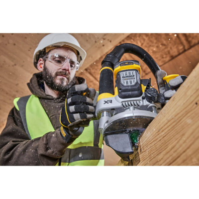 Фрезер акумуляторний занурювальний DeWALT DCW620NT без АКБ