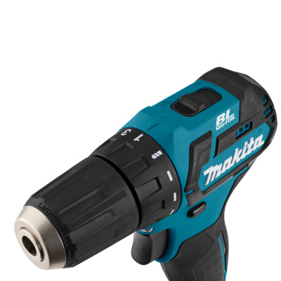 Дрель-шуруповёрт аккумуляторная Makita DF332DSAE