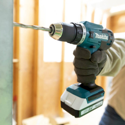 Дрель-шуруповёрт аккумуляторная Makita DF488D002