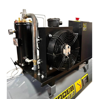 Компресор гвинтовий масляний GTM DLG5.5V/inv