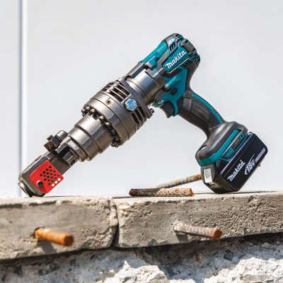 Аккумуляторный резак для резки арматуры Makita DSC163ZK без АКБ