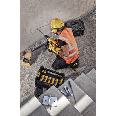 Бур по бетону DeWALT 25х200х340 мм SDS-Max DT60824