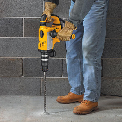 Бур по бетону DeWALT 25х400х540 мм SDS-Max DT60825