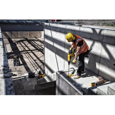 Бур по бетону DeWALT 28х450х570 мм SDS-Max DT60830