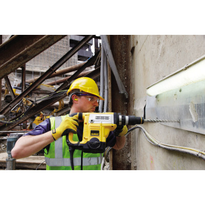 Бур по бетону DeWALT 30х250х380 мм SDS-Max DT60832