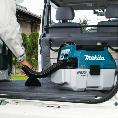 Пылесос аккумуляторный Makita DVC750LZ без АКБ