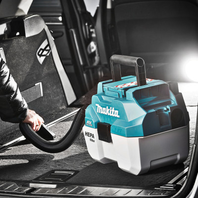 Пылесос аккумуляторный Makita DVC750LZ без АКБ