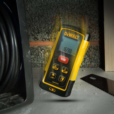 Дальномер лазерный DeWALT DW03050