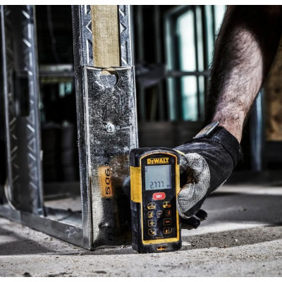 Далекомір лазерний DeWALT DW03101