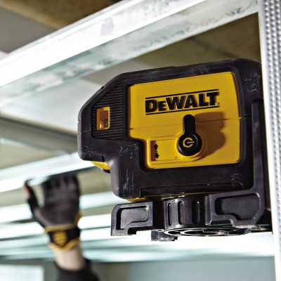 Лазерний нівелір DeWALT DW085K
