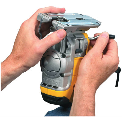 Лобзик електричний DeWALT DW331KT