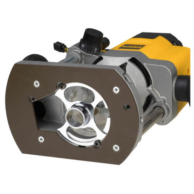 Фрезер багатофункціональний DeWALT DW621KT