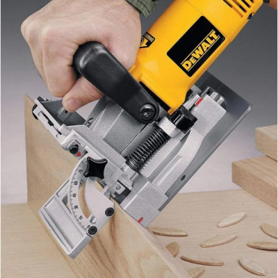Фрезер ламельний DeWALT DW682K