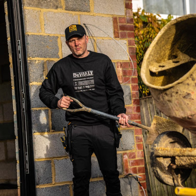 Світшот DeWALT 100 Year Logo Sweatshirt XL DWC237-001-XL