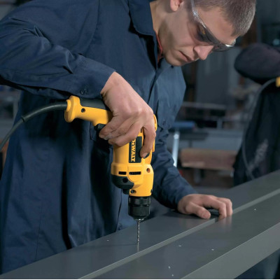 Дриль DeWALT DWD112S