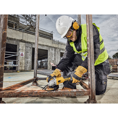 Кутова шліфмашина DeWalt DWE4347