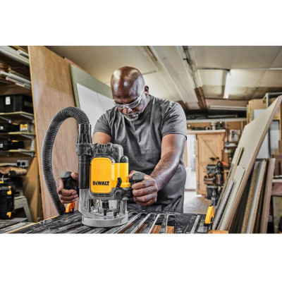 Фрезер багатофункціональний DeWALT DWE625