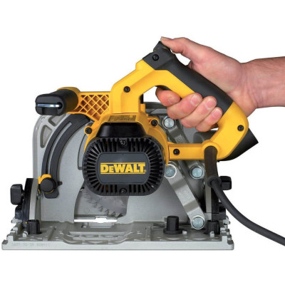 Занурювальна пила DeWALT DWS520KT