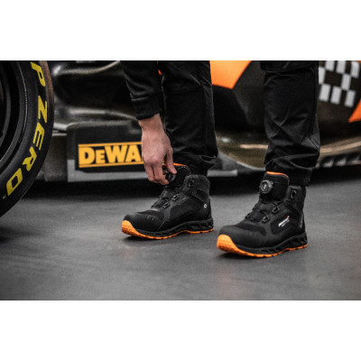 Ботинки рабочие DeWALT Traction McLaren F1 Team 43 р DXFWMC50339-126-09