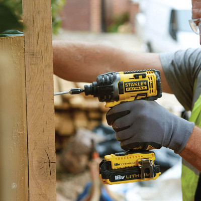 Акумуляторний ударний гвинтоверт STANLEY FATMAX FMC645D2
