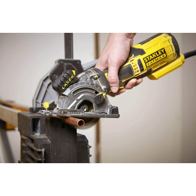 Дискова пила STANLEY FatMax FME380K