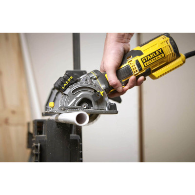 Дискова пила STANLEY FatMax FME380K