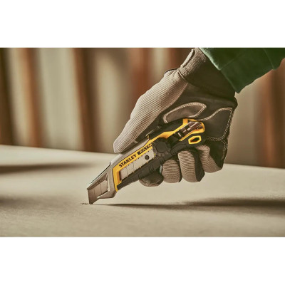 Нож сегментный STANLEY FatMax 18 мм FMHT10592-0